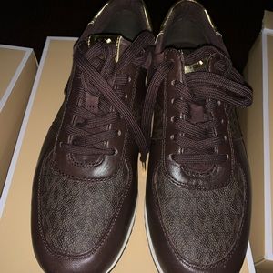 MK Women Brown Leather Women Michael Kors Shoes